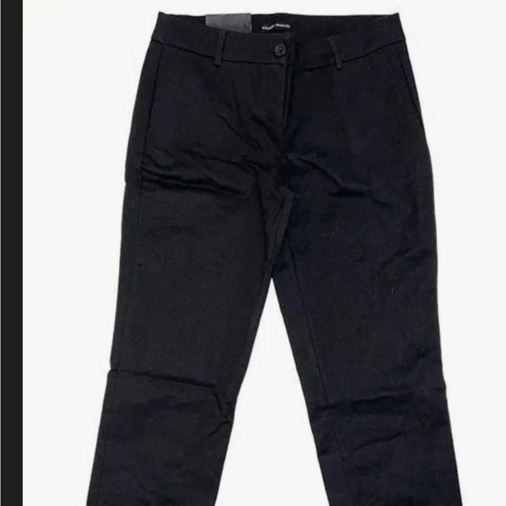 Hilary Radley black cropped pants. Sits at waist. Slim leg 24 in inseam